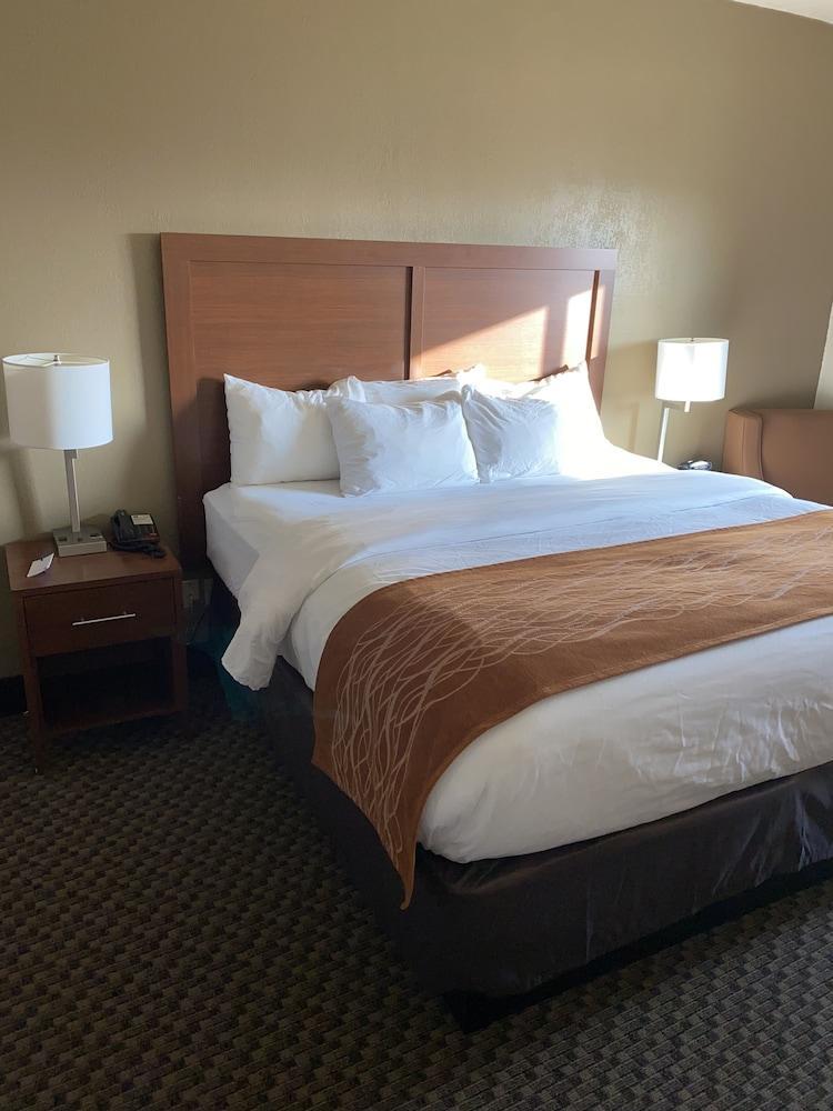 Comfort Inn Hobart-Merrillville I-65 Bagian luar foto
