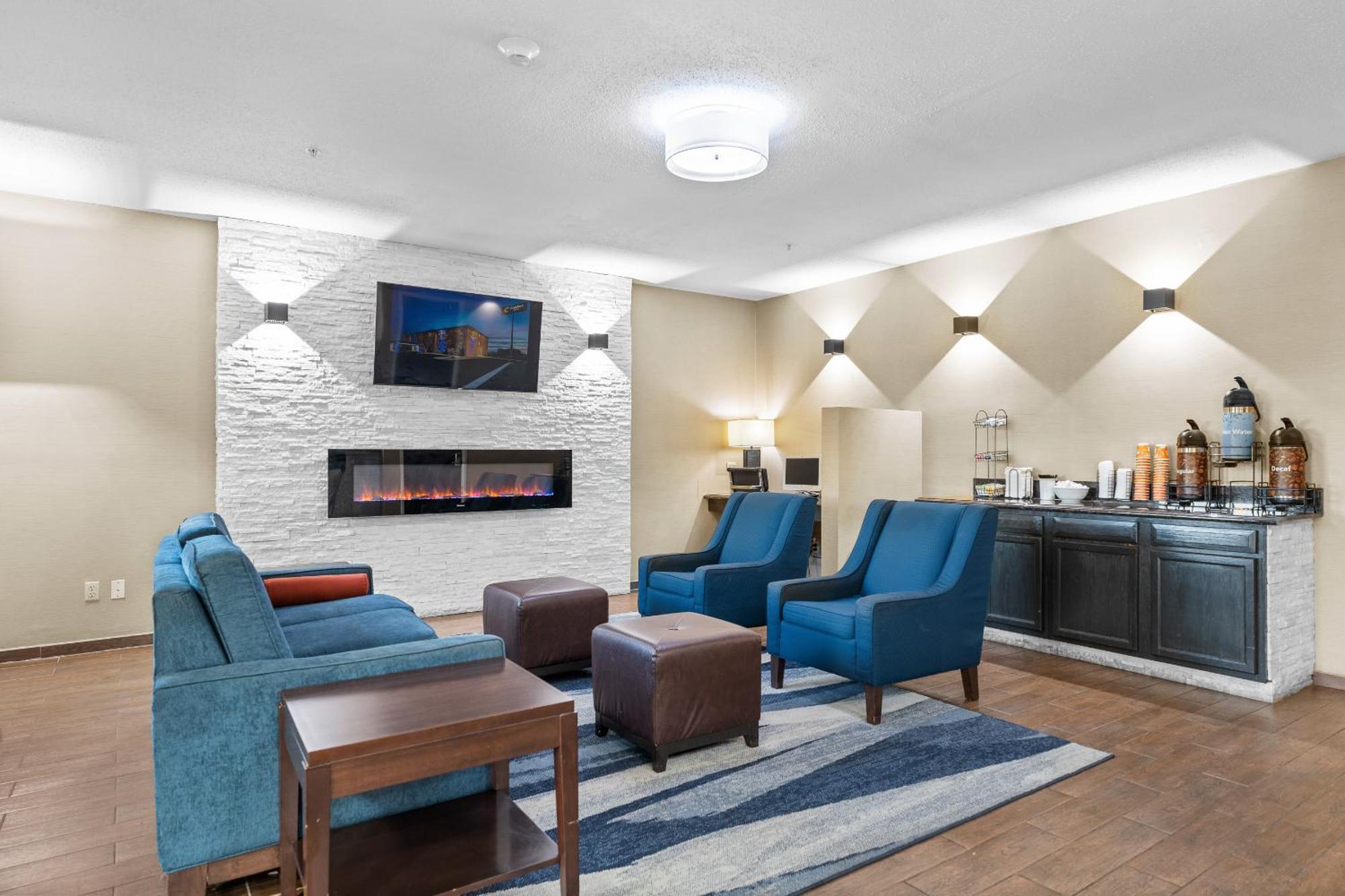 Comfort Inn Hobart-Merrillville I-65 Bagian luar foto