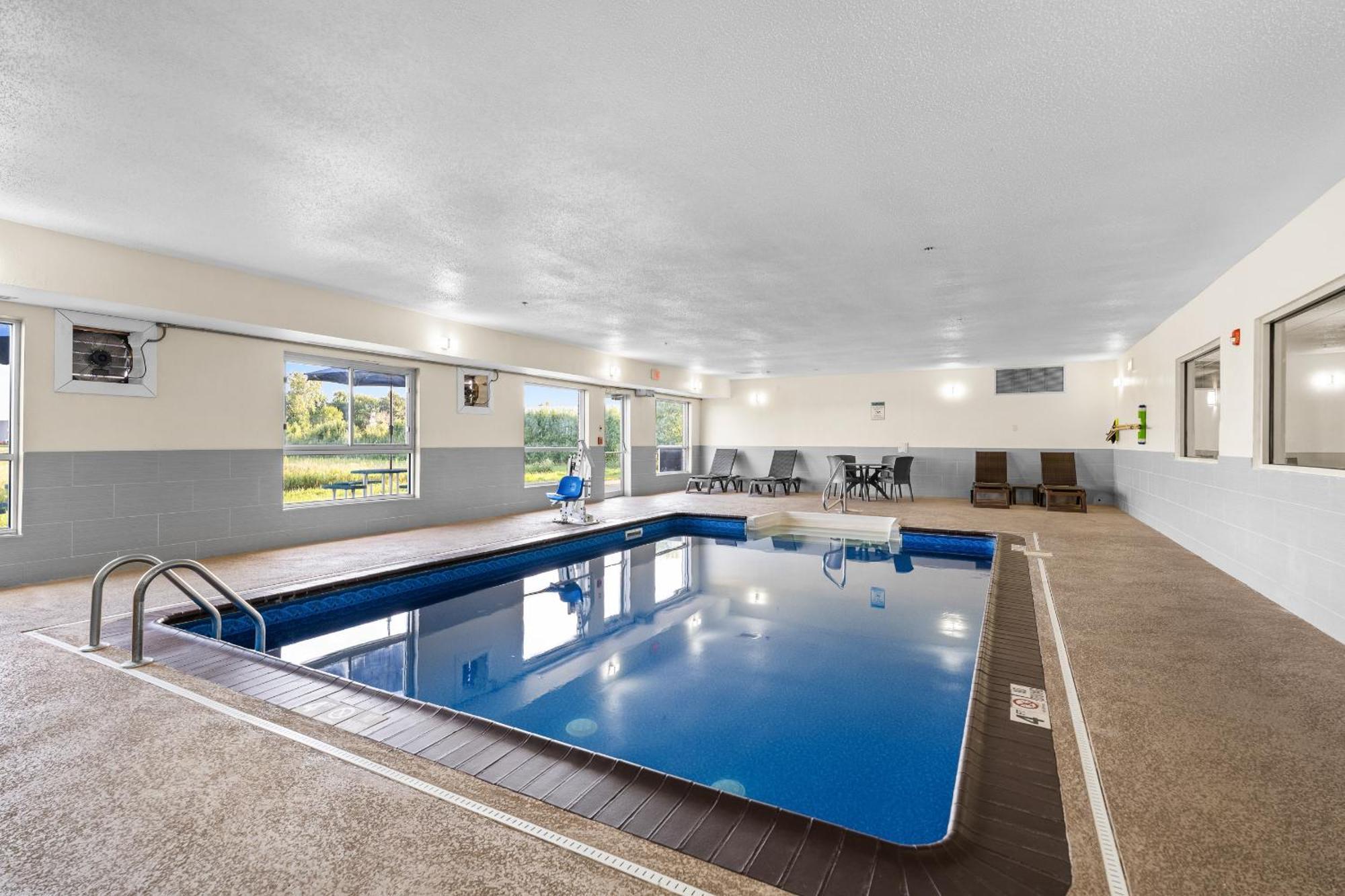 Comfort Inn Hobart-Merrillville I-65 Bagian luar foto